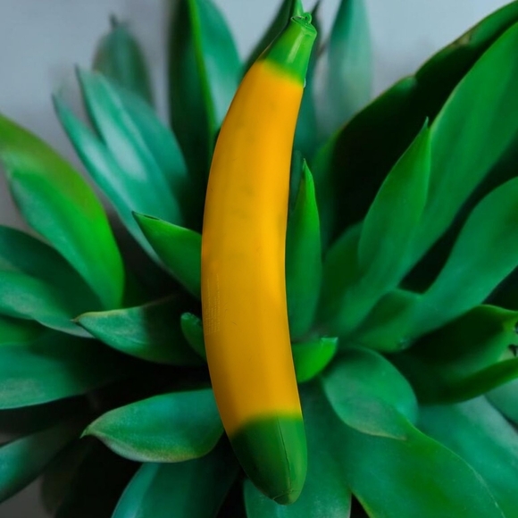 Toymendous Laffy Snacks, Squishy Banana Stress Ball Toy (New) - Picture 10 of 12